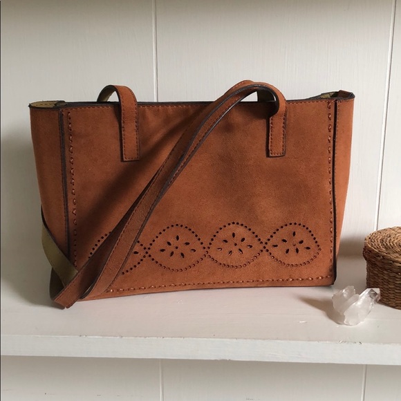 Mondani Handbags - Mondani New York suede purse 👜